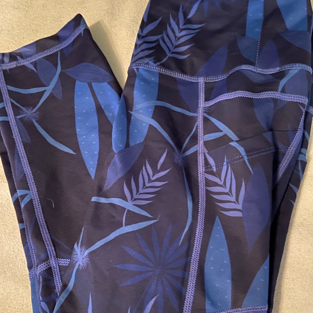 Capri length leggings zyia